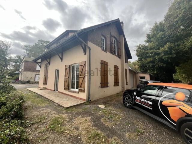Maison location à Nogent-le-Phaye, Eure-et-Loir