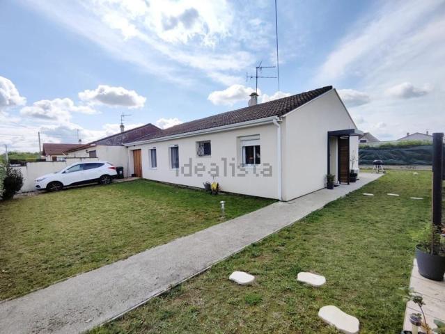 Maison location à Les Ecoles, Charvieu-Chavagneux