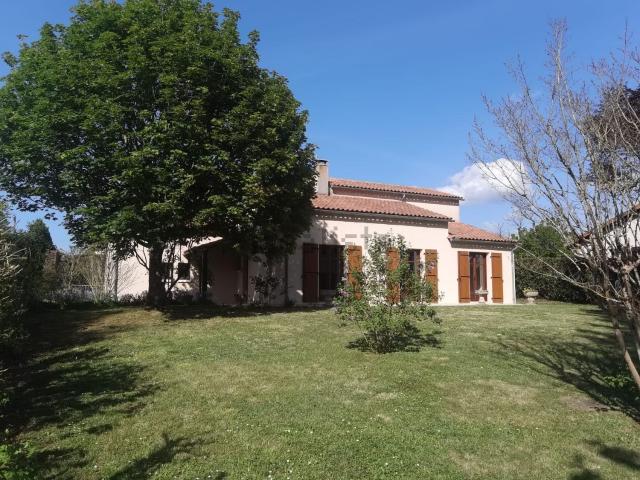 Maison vente à Le Montet, Chasseneuil-sur-Bonnieure