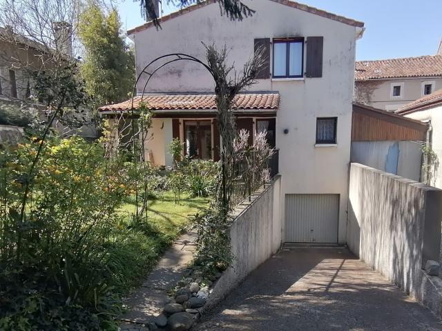 Maison vente à Le Montet, Chasseneuil-sur-Bonnieure