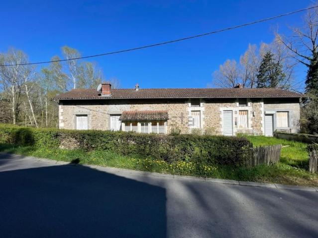 Maison vente à La Montre, Chassenon