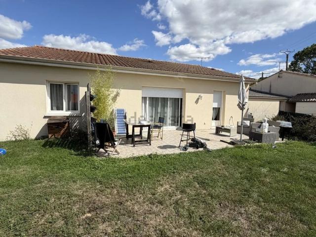 Maison location à Guitres, Chassors
