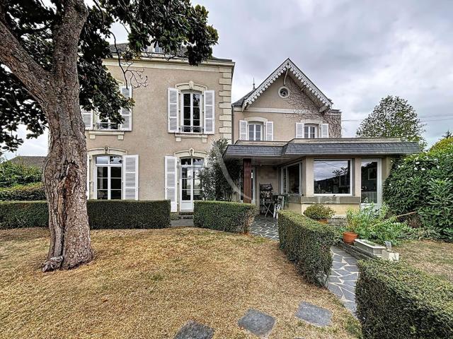 Maison vente à Bazouges, Château-Gontier-sur-Mayenne