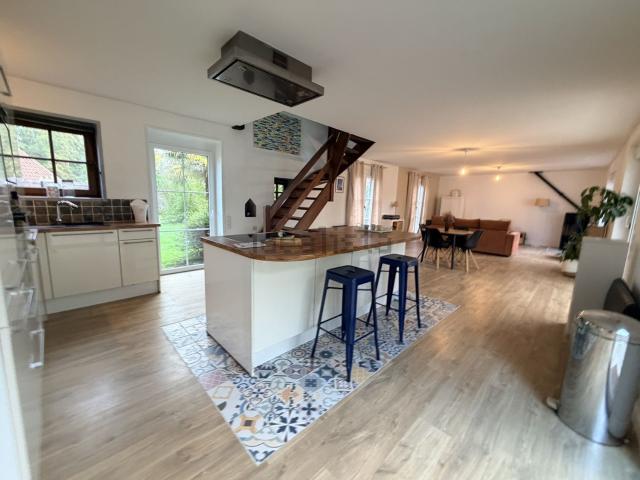 Maison location à Château-l'Abbaye, Nord