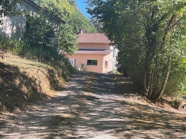 Maison vente à Périgueux, Château-l'evêque