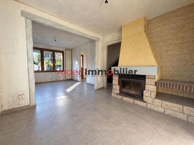 Maison vente à Château-Porcien, Ardennes
