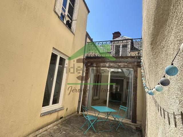 Maison vente à Saint-Jean, Châteaudun