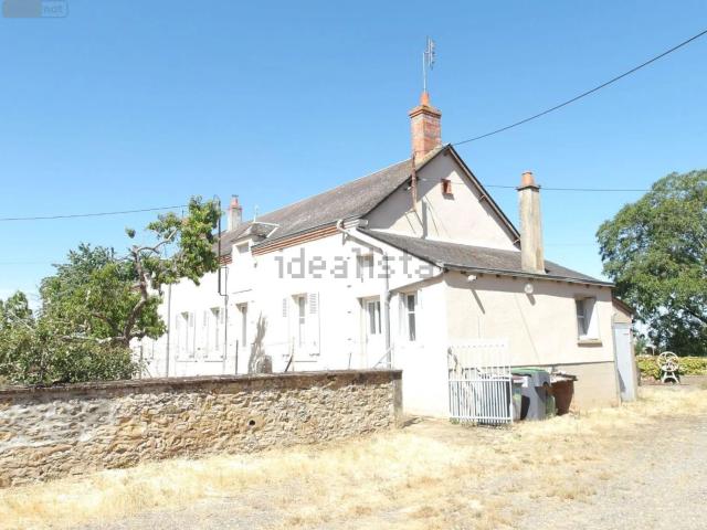 Maison vente à Châteaumeillant, Cher