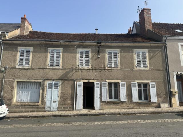 Maison vente à Châteaumeillant, Cher