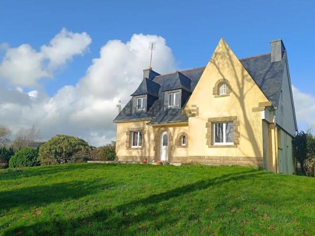 Maison vente à Kerhuel, Châteauneuf-du-Faou