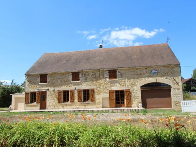 Maison vente à Châteauneuf-Val-de-Bargis, Nièvre