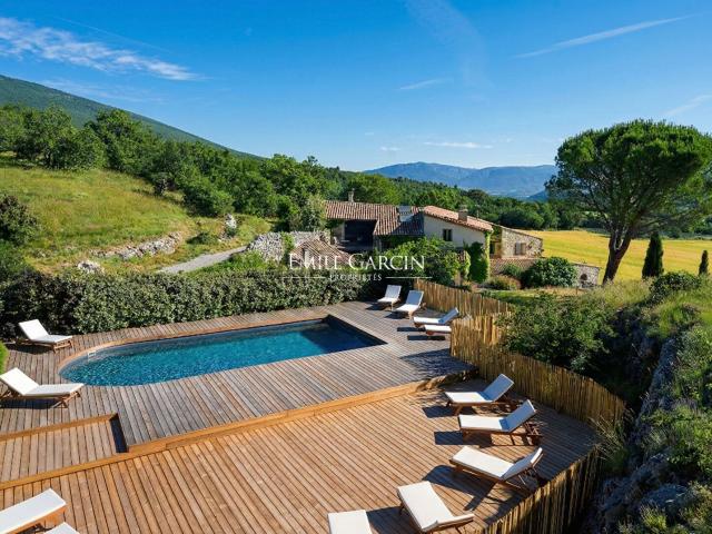 Maison location à La Grange, Châteauneuf-Val-Saint-Donat