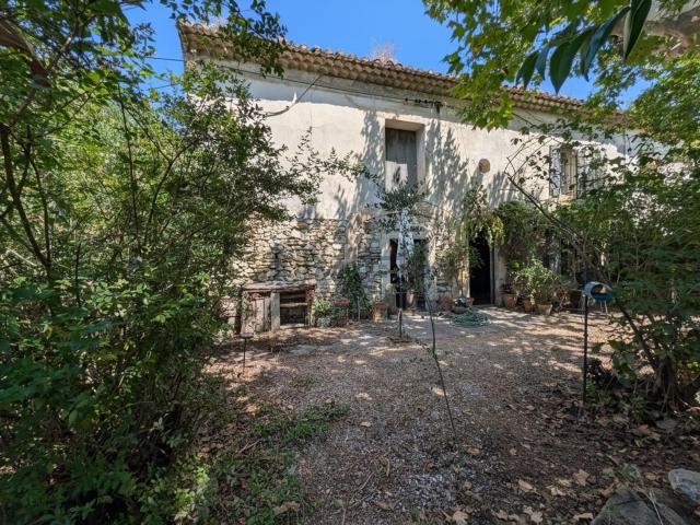 Maison vente à La Crau de Chateaurenard, Châteaurenard