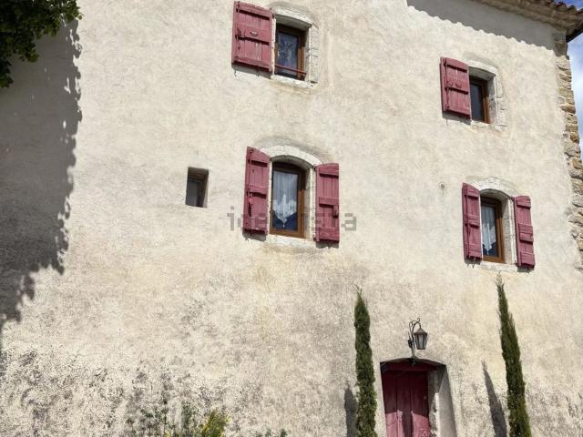 Maison location à Châteauvieux, Var