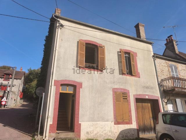 Maison vente à Le Moulin, Châtillon-en-Bazois