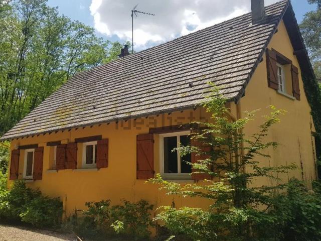 Maison vente à Le Bourg Est, Châtres-sur-Cher