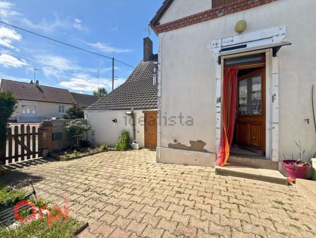 Maison vente à Le Bourg Est, Châtres-sur-Cher