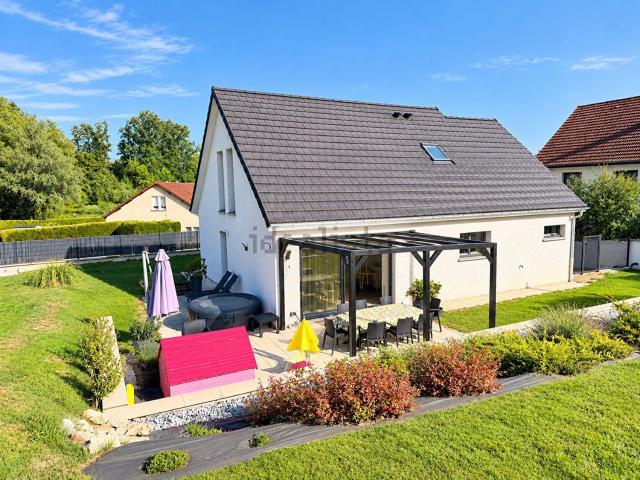 Maison vente à Au Saucet, Chaucenne