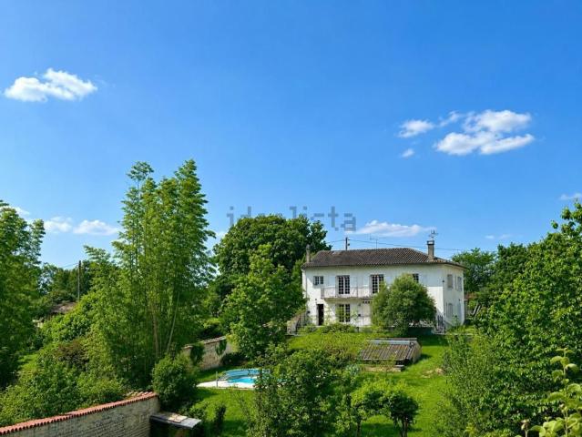 Maison vente à Chef-Boutonne