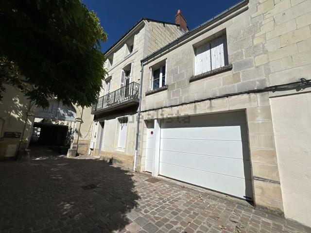 Maison vente à La Ville, Chinon
