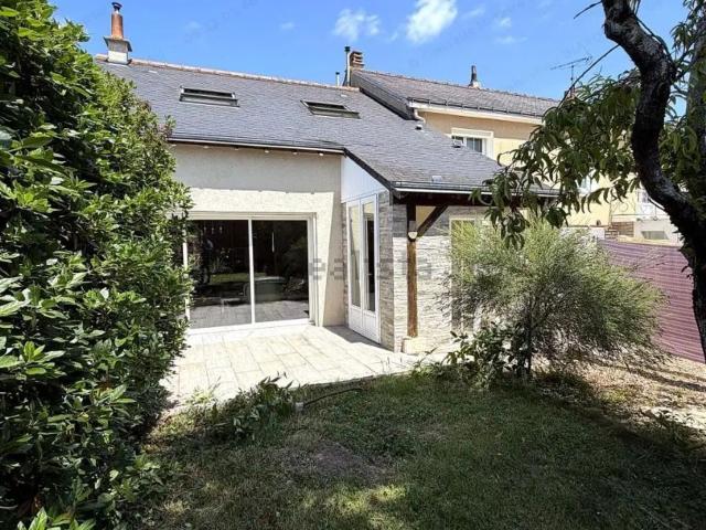 Maison vente à Les Hauts Bagneux, Cinais