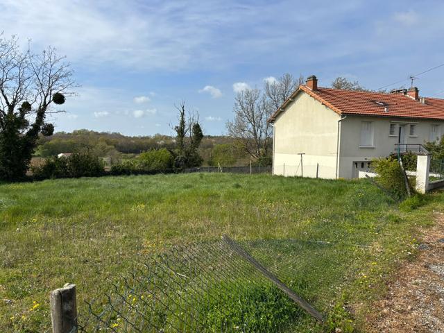 Maison vente à Montmorillon, Civray