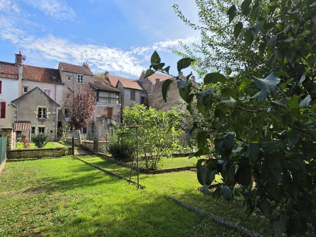 Maison vente à Clamecy, Nièvre
