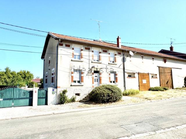 Maison vente à Auzéville-en-Argonne, Clermont-en-Argonne