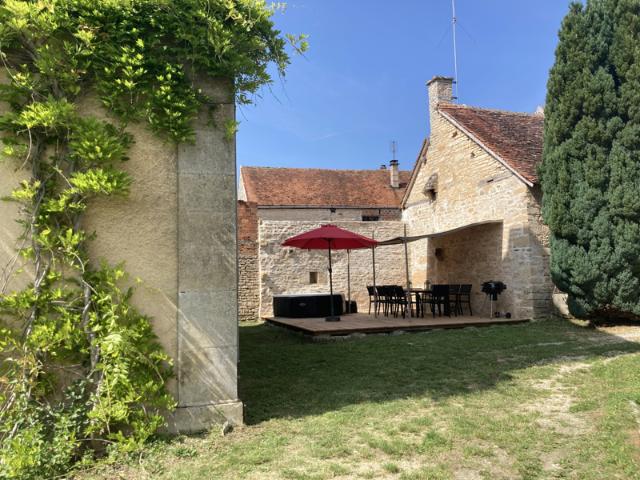 Maison vente à Montbard, Touillon