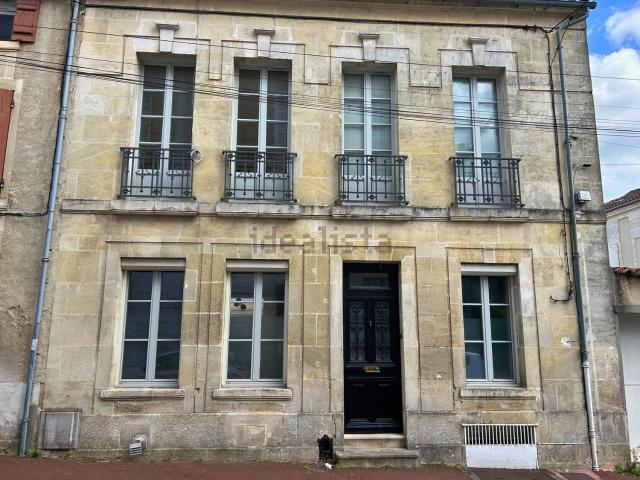 Maison vente à Saint-Jacques, Cognac