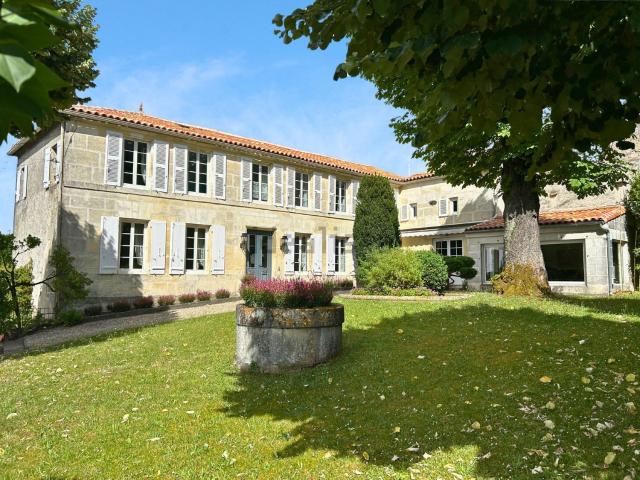 Maison vente à Saint-Jacques, Cognac
