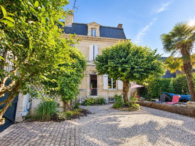 Maison vente à Saint-Jacques, Cognac