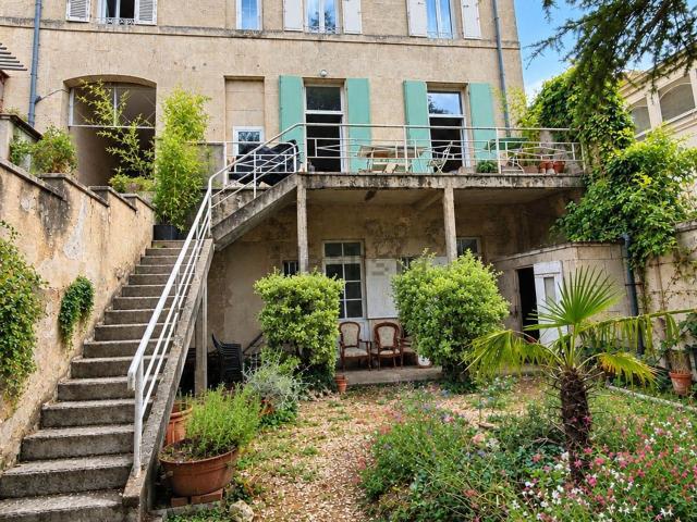 Maison vente à Saint-Jacques, Cognac