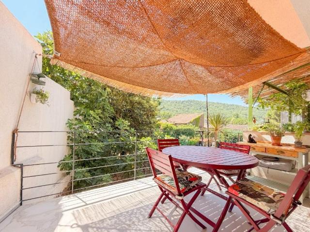 Maison vente à Arrondissement de Toulon, Collobrières