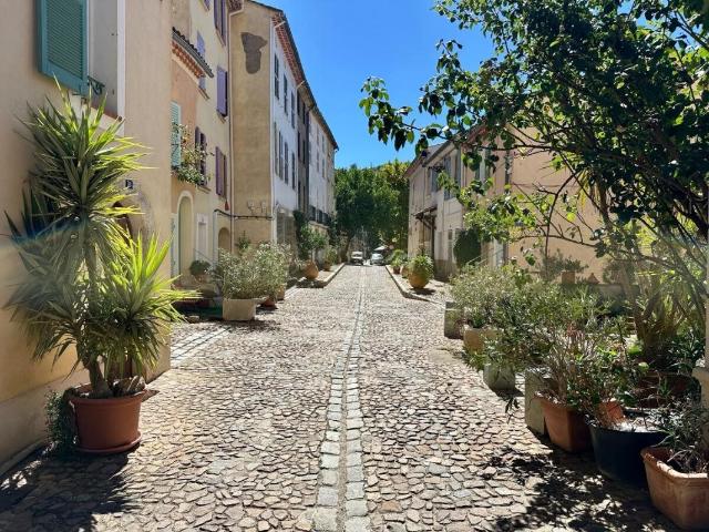 Maison vente à Arrondissement de Toulon, Collobrières