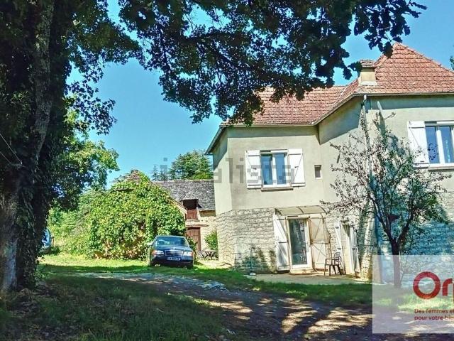Maison vente à Coly, Coly-Saint-Amand