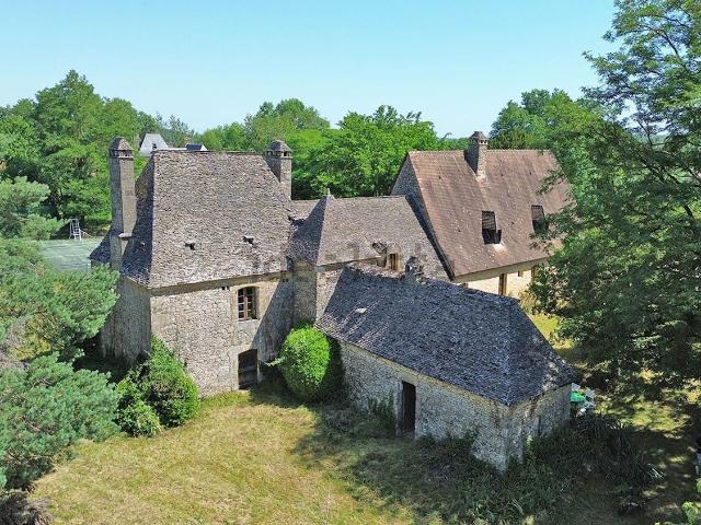 Maison vente à Saint-Amand-de-Coly, Coly-Saint-Amand