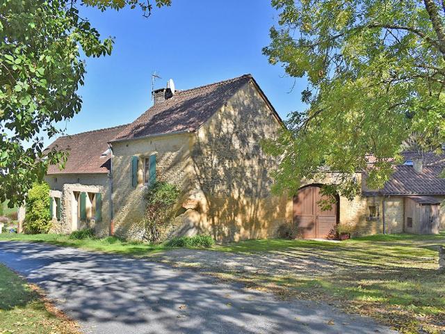 Maison vente à Sarlat-la-Canéda, Saint-amand-de-coly