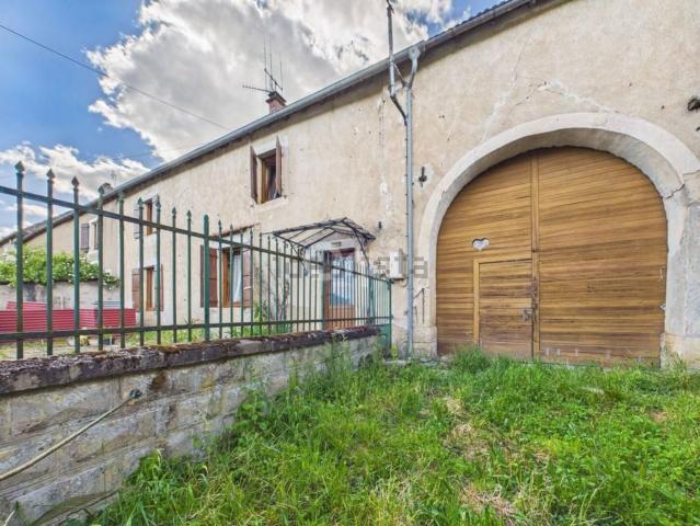 Maison vente à Combeaufontaine
