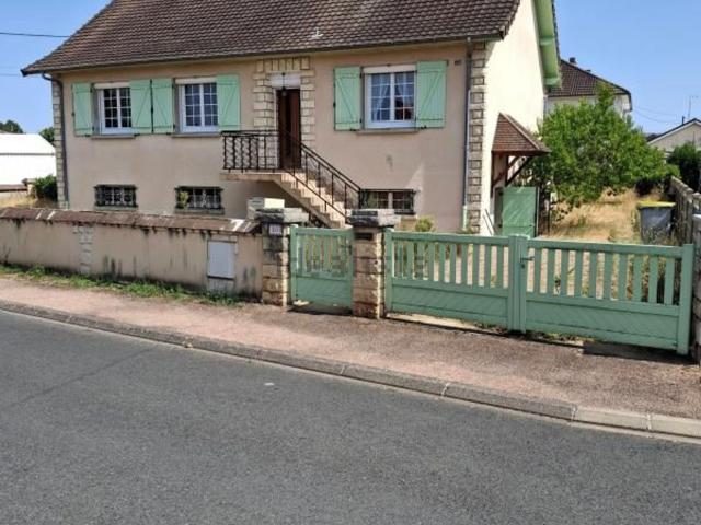 Maison vente à Zone industrielle du campus de la Brande, Malicorne