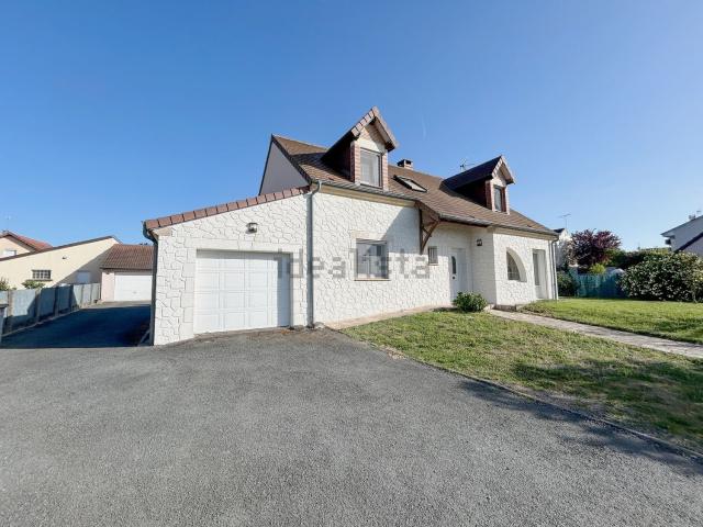 Maison vente à Commentry, Allier
