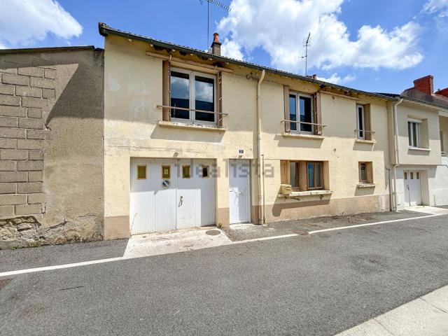 Maison vente à Commentry, Allier