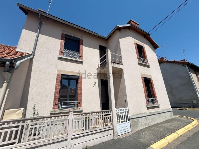 Maison vente à Commentry, Allier