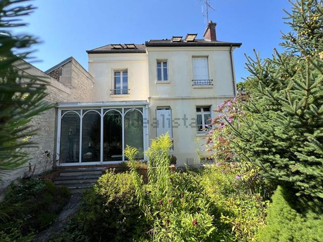 Maison vente à Les Veneurs, Compiègne