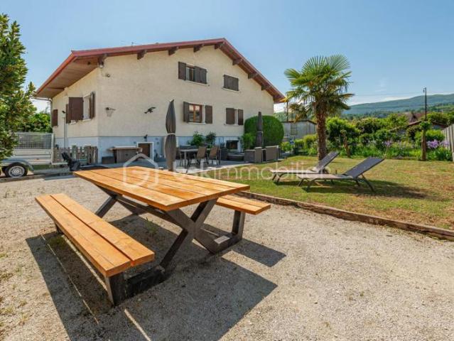Maison vente à Annecy, Sales