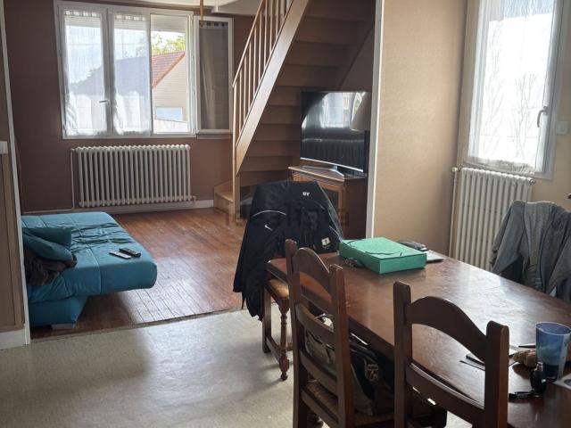 Maison vente à Connerré, Sarthe