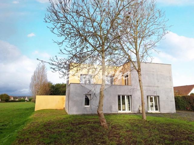 Maison vente à Bayeux, Commes