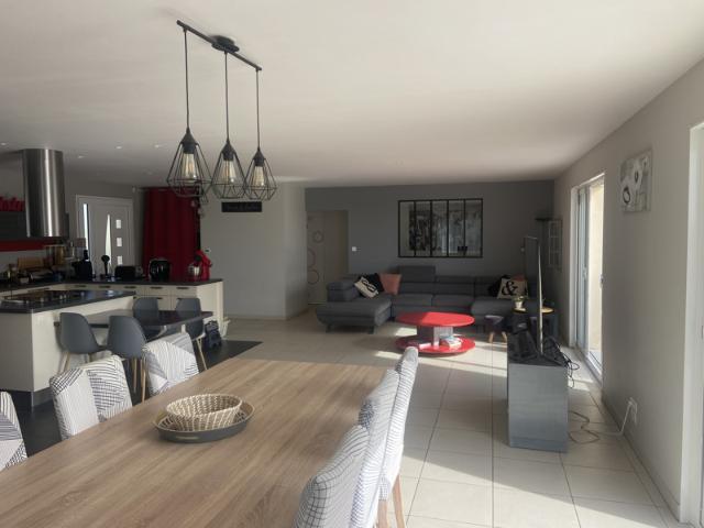 Maison vente à Poitiers, Vendeuvre-du-poitou