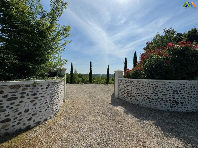 Maison vente à Pau, Garlin