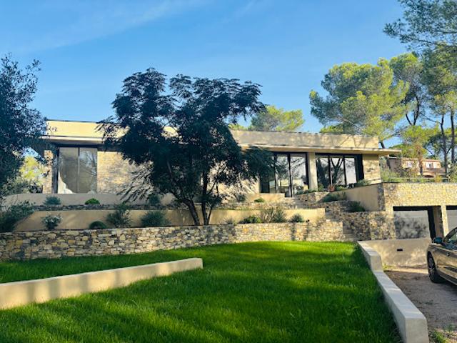Maison vente à Nîmes, Gard